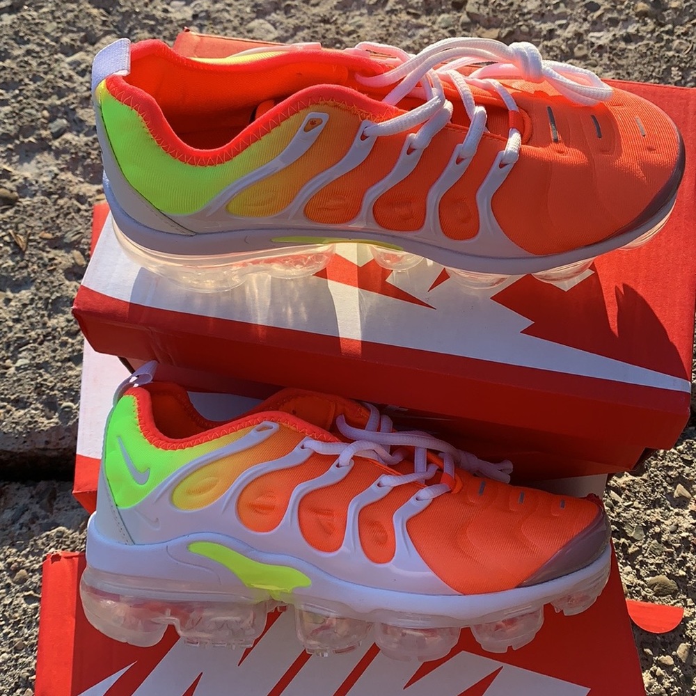 Nike air vapor max plus size 8 woman’s